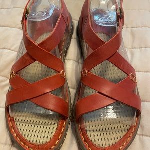 Born red Trinidad sandals. Size 8. NIB.
